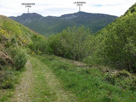 Zarréu-El Picón-El Cuernu´l Ḷḷangreiru-Picu Rubiu