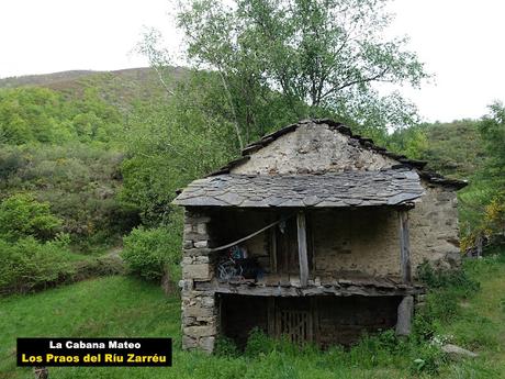 Zarréu-El Picón-El Cuernu´l Ḷḷangreiru-Picu Rubiu