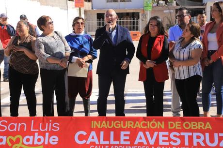 Enrique Galindo entrega calles rehabilitadas en Villa Española y anuncia más obras para 2025 Enrique Galindo entrega calles rehabilitadas en Villa Española y anuncia más obras para 2025