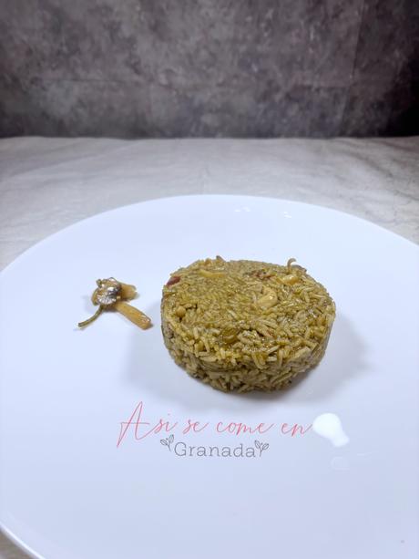 Arroz jazmín con algas y setas