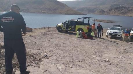Autoridades buscan a joven desaparecido en la presa El Potosino