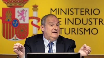 ¿Está España preparada para recibir tantos turistas extranjeros al año? Contradicciones en el sector turístico.