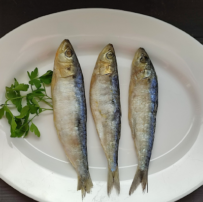 ENSALADA DE NARANJA Y ARENQUES CON CEBOLLETA