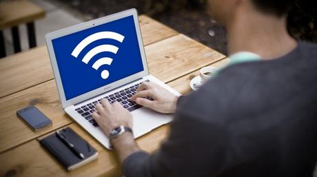 Consejos para trabajar remotamente desde la playa