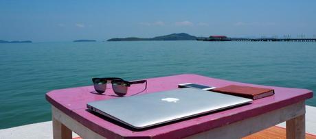Consejos para trabajar remotamente desde la playa