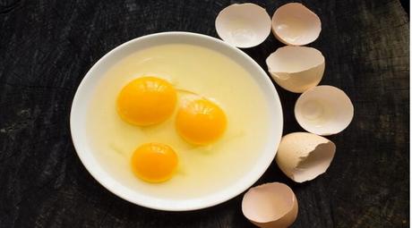 Tortilla de patatas con patatas de bolsa Tortilla de patatas con patatas de bolsa