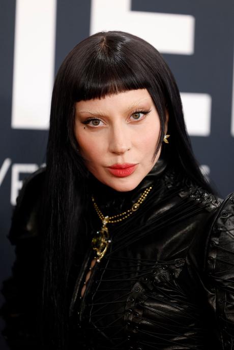 Grammys 2025 maquillaje Lady Gaga Makeup Hair Grammys Grammy lady gaga taylor swift maquillaje Makeup miley Cyrus Sabrina carpenter