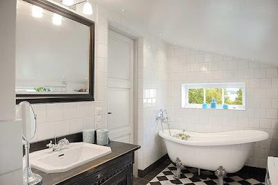 CASA RUSTICA FRENTE AL LAGO