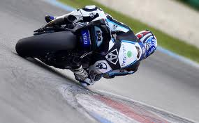 Talento de los italianos para conducir...