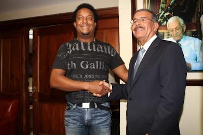 Pedro Martínez pasa a apoyar a Danilo...