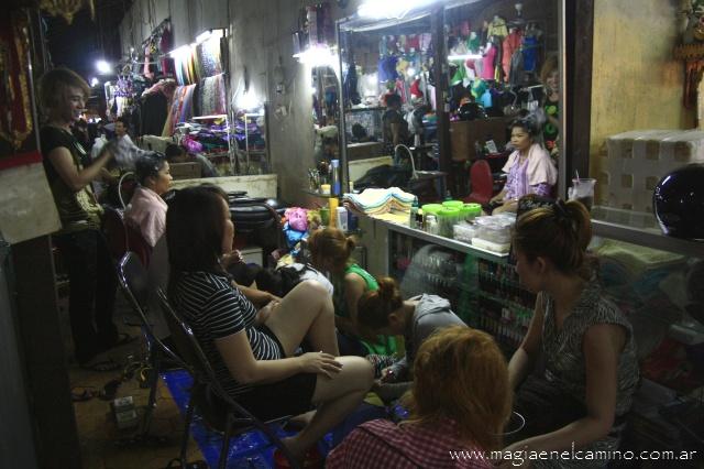 Flash 8: Las peluquerías en el mundo