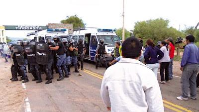 LOS INGLESES ESTAN EN FAMATINA Y ANDALGALA -CON GURKAS 'NACIONALES'