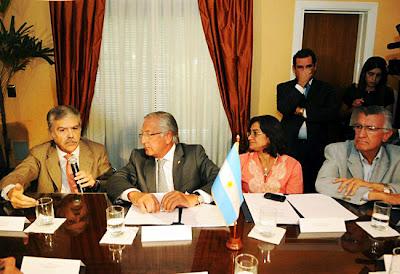 Una asociación ilícita con los pulpos mineros