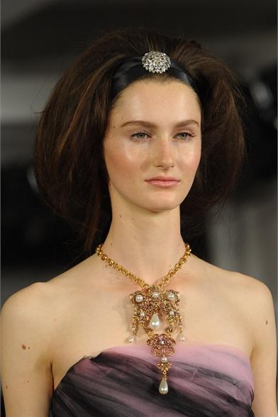 OSCAR DE LA RENTA FALL 2012: UN LUJO PARA LOS SENTIDOS