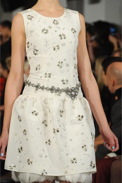 OSCAR DE LA RENTA FALL 2012: UN LUJO PARA LOS SENTIDOS