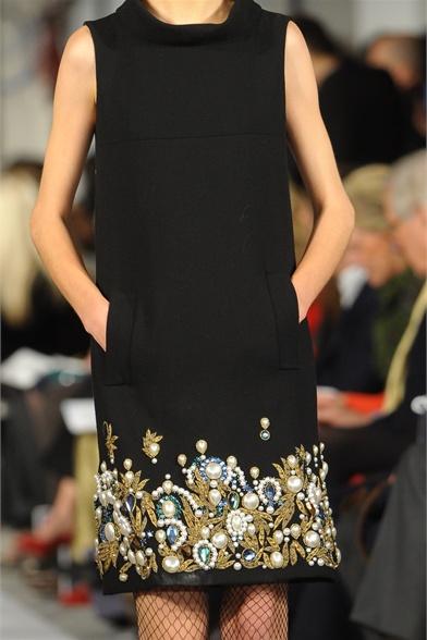 OSCAR DE LA RENTA FALL 2012: UN LUJO PARA LOS SENTIDOS