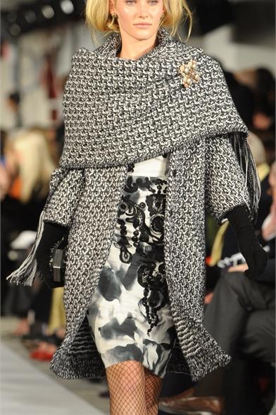 OSCAR DE LA RENTA FALL 2012: UN LUJO PARA LOS SENTIDOS