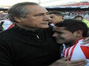 Jota López vuelve noticia