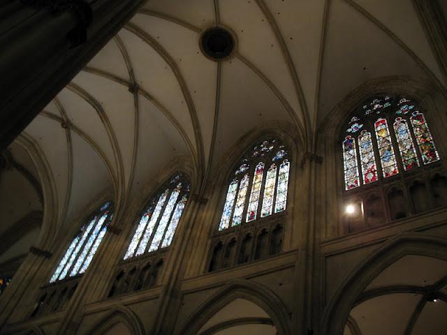 CALLEJEANDO EN REGENSBURG: ENTRE GOTICOS, ROMANOS Y EL DANUBIO