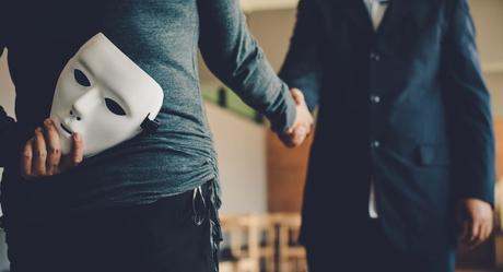 Seguro de deshonestidad: protege tu empresa contra fraudes internos Seguro de deshonestidad: protege tu empresa contra fraudes internos