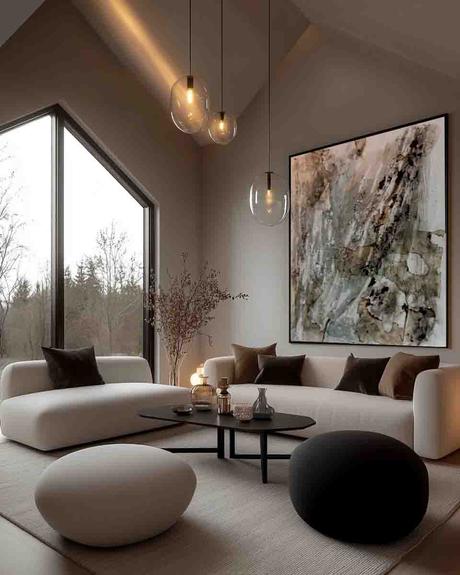 SalĂłn moderno con obra abstracta de la serie Fuego, en tonos cĂĄlidos y grises, que simboliza transformaciĂłn y energĂ­a renovadora.