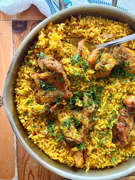 Arroz amarillo con pollo, para cuándo no sepas que cocinar