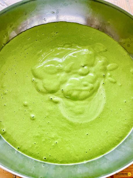 Tallarines verdes, la transformación del pesto italiano para dar paso a la popular salsa peruana