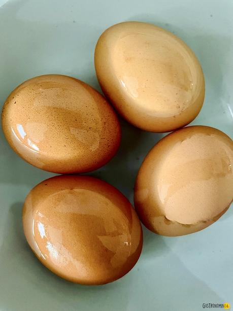 Huevos escalfados (sous vide) exquisita y mundana sencillez