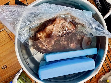 Pierna de ternasco deshuesada asada (sous vide) Pierna de ternasco deshuesada asada (sous vide)