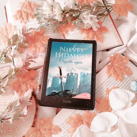 Reseña | Orgullo Sajón, Nieves Hidalgo