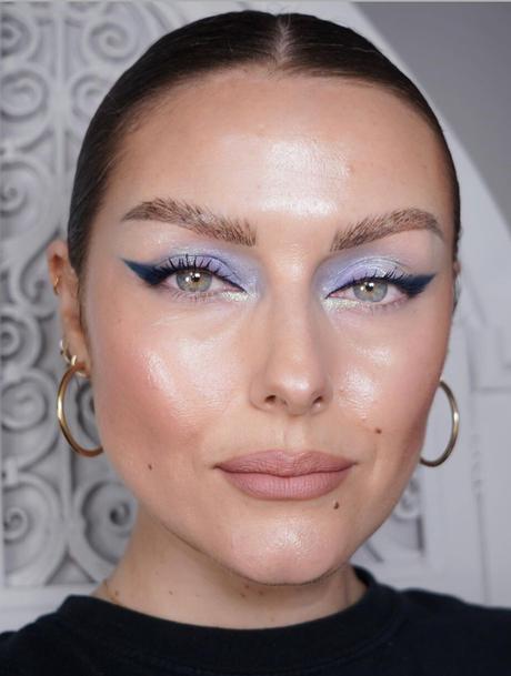 Tendencias maquillaje 2025 Mac trends labios ojos peinados Argentina productos cejas invierno otoño verano primavera