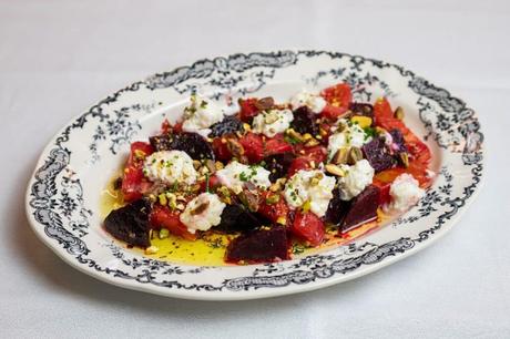 Carles Abellan sorprende con su nuevo Bar Vint-i-Quatre en Barcelona Bar vint-i-quatre