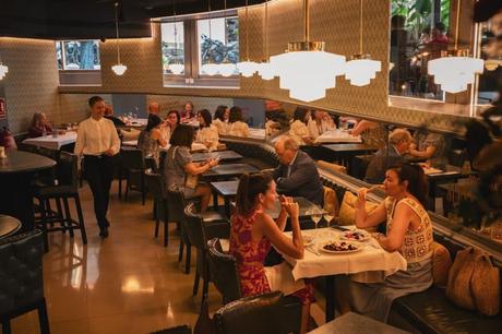 Carles Abellan sorprende con su nuevo Bar Vint-i-Quatre en Barcelona Bar vint-i-quatre