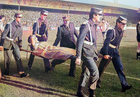La Cruz Roja en los Campos de Sport