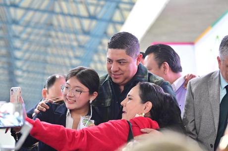 San Luis Potosí impulsa la titulación gratuita para potenciar el desarrollo de sus juventudes