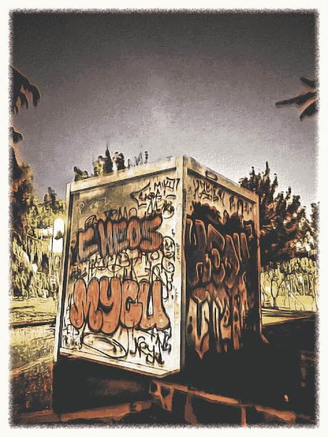 Dado al cubo repleto de leyendas