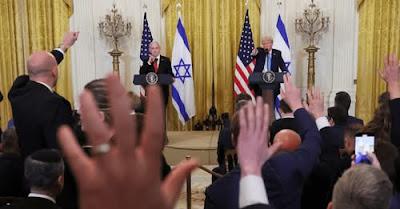 Donald Trump y Adolf Hitler.