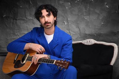 Antonio Montenegro inicia un viaje sin regreso y su primera parada es ‘Perdón por no pedir perdón’ Antonio Montenegro inicia un viaje sin regreso y su primera parada es ‘Perdón por no pedir perdón’