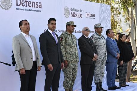 San Luis Potosí refuerza los valores cívicos con emotiva ceremonia de izamiento de la bandera