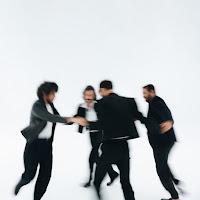 Victorias estrenan Bailar este cabreo