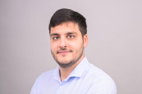 Aitor Barrientos: «Me engancha que los personajes sean “moralmente esquizofrénicos”, que no sepas por dónde van a tirar» Aitor Barrientos: «Me engancha que los personajes sean “moralmente esquizofrénicos”, que no sepas por dónde van a tirar»