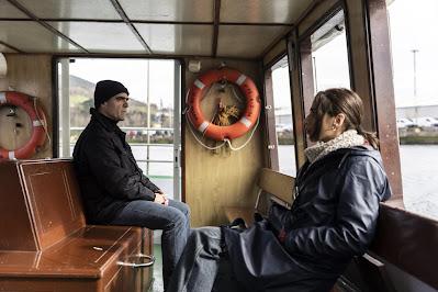 La infiltrada + Cuando cae el otoño