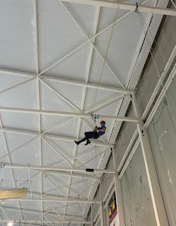 Volvemos a la carga con otro fin de semana espeleológico Volvemos a la carga con otro fin de semana espeleológico