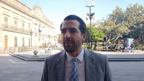 Guajardo critica “incongruencias” de Morena y cuestiona falta de medicamentos y seguridad