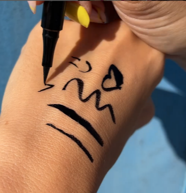 EL NUEVO EYELINER NEGRO Y LÍQUIDO DDE CAMALEON COSMETICS