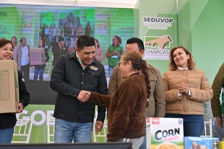 Modernización en Charcas: Inaugurada vialidad y fortalecidos apoyos sociales para el Altiplano potosino