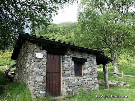 Degaña-Las Ḷḷagunas de Fasguéu-El Veigardón-El Mosqueiru Faro-Piedrafita