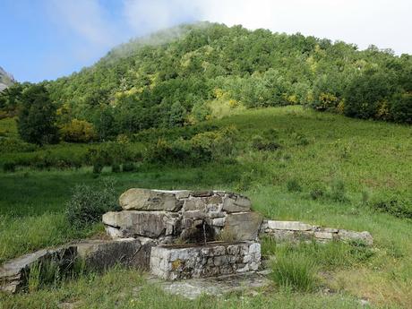 Degaña-Las Ḷḷagunas de Fasguéu-El Veigardón-El Mosqueiru Faro-Piedrafita