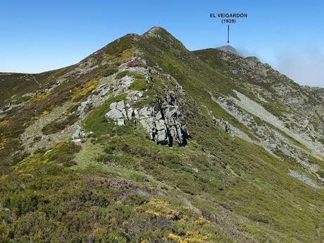 Degaña-Las Ḷḷagunas de Fasguéu-El Veigardón-El Mosqueiru Faro-Piedrafita