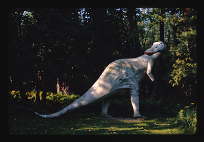 Esculturas dinosaurianas de carretera bajo la lente de John Margolies (II)